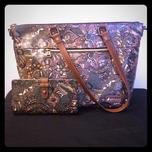Sak roots shoulder shoulder bag w/ matching wallet